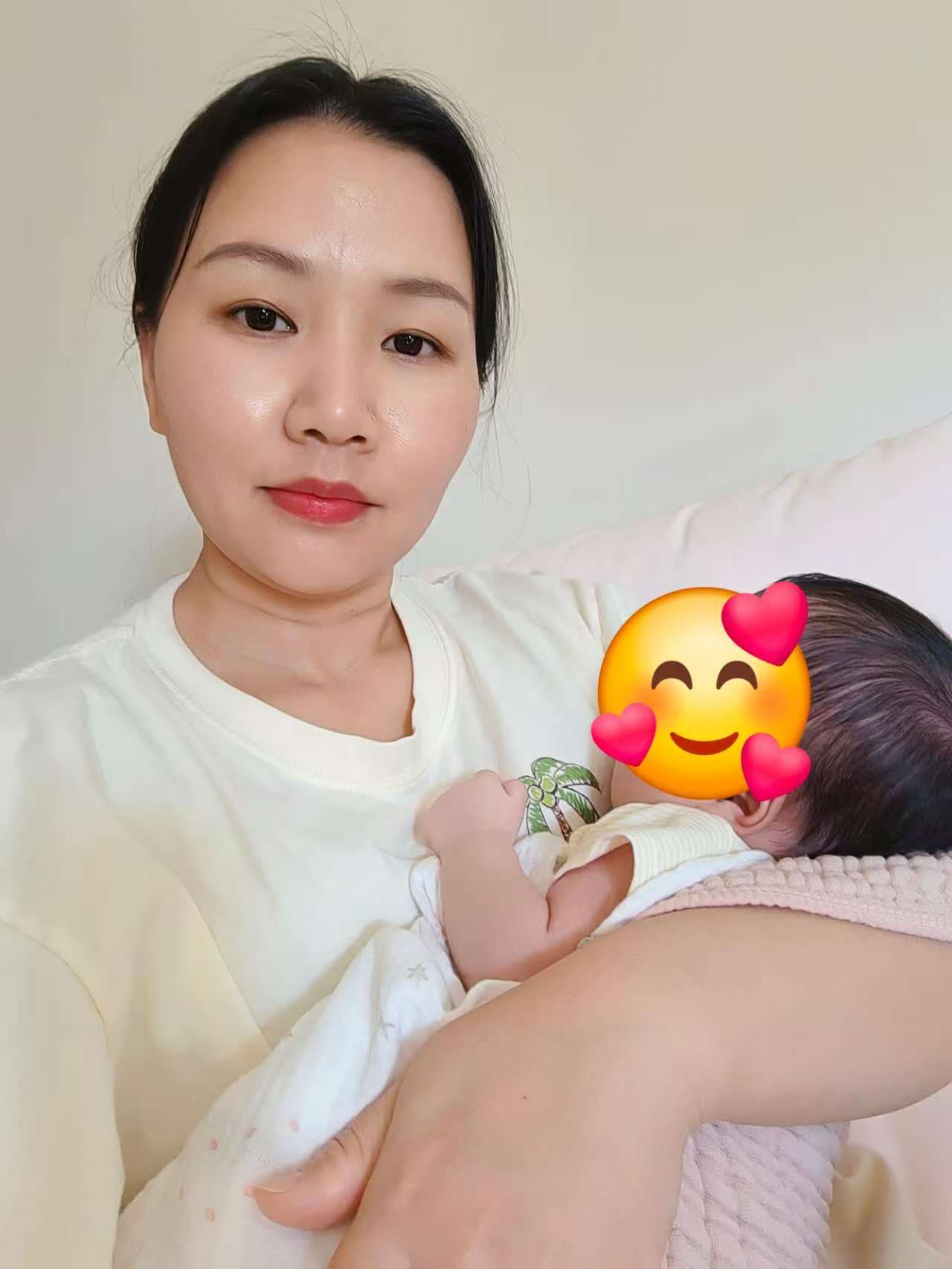 Yanqiu Hou — photo 3