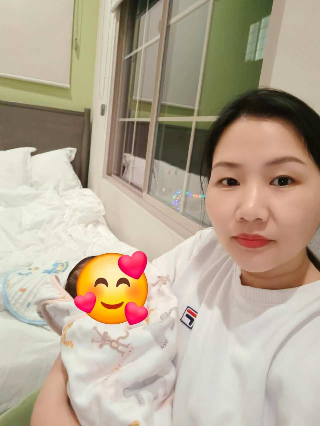 Yanqiu Hou — photo 8